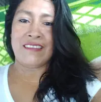 María Zambrano, clienta satisfecha de Los Ángeles